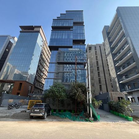 Aquila Grand Suites - Noida Sector 136 Buitenkant foto