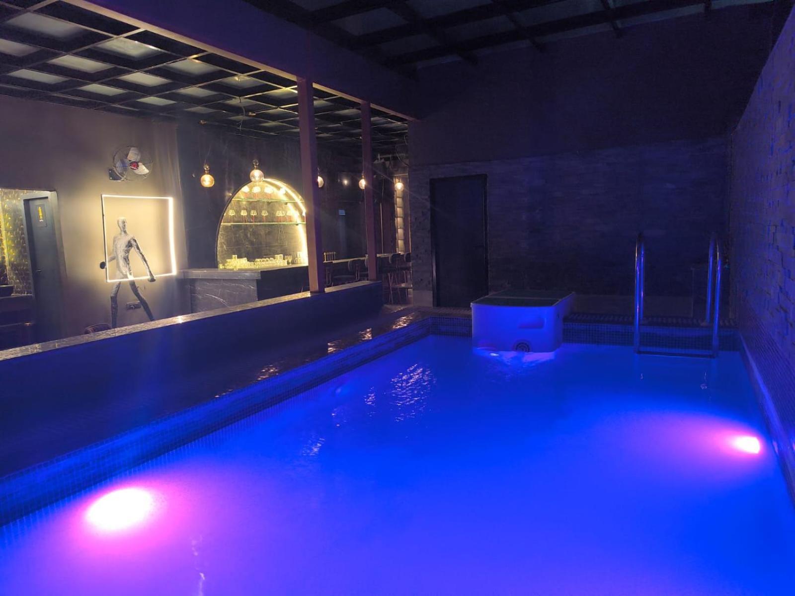 Aquila Grand Suites - Noida Sector 136 Buitenkant foto